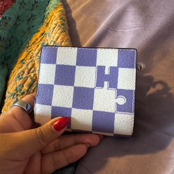 Coach Snap Wallet With Checkerboard In Silver/Light Violet/Chalk Print - Picture 2 of 4